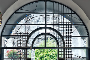 buchhandlung-schmetz--fensterbogen buchhandlung-schmetz--fensterbogen
